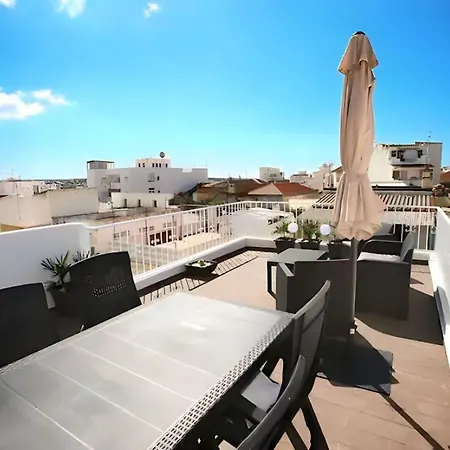 Isa Skyhouse Algarve 度假居